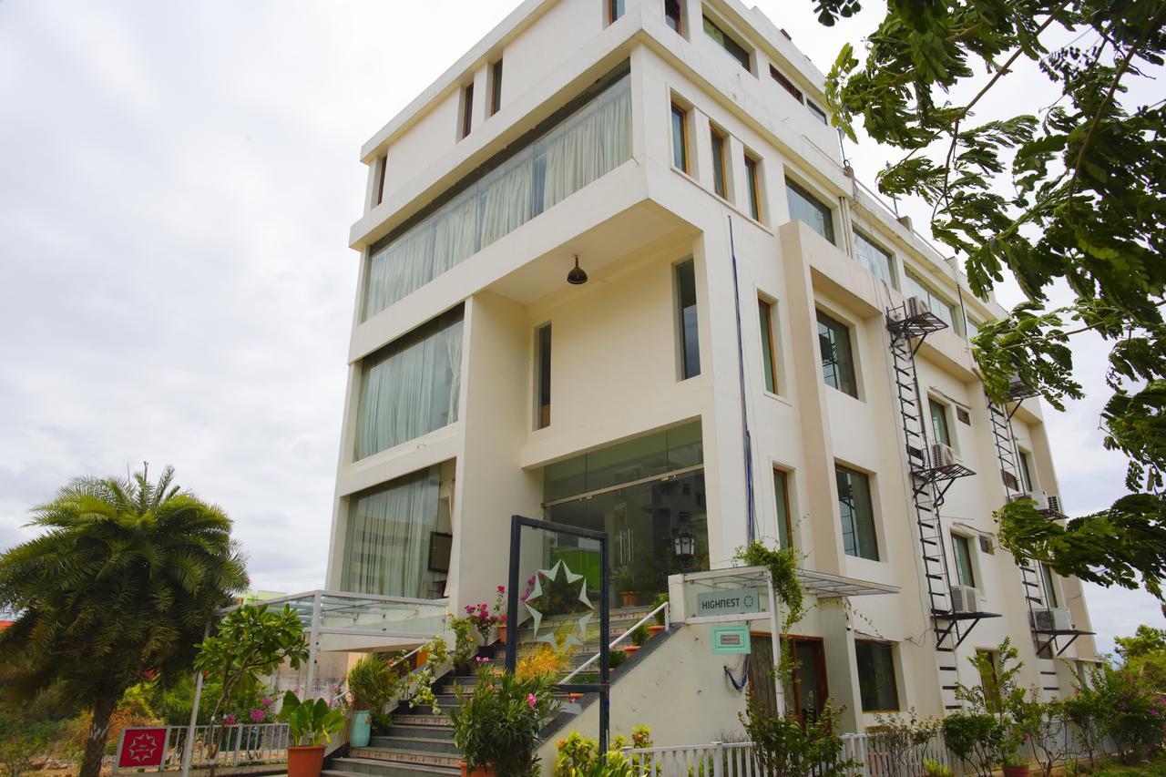Hotel Highnest Singapperumalkovil 外观 照片