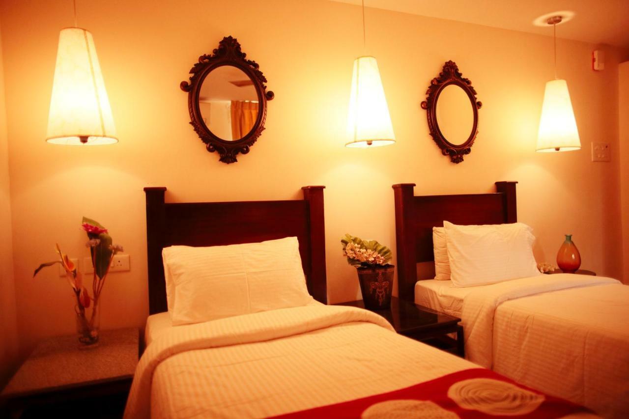 Hotel Highnest Singapperumalkovil 外观 照片