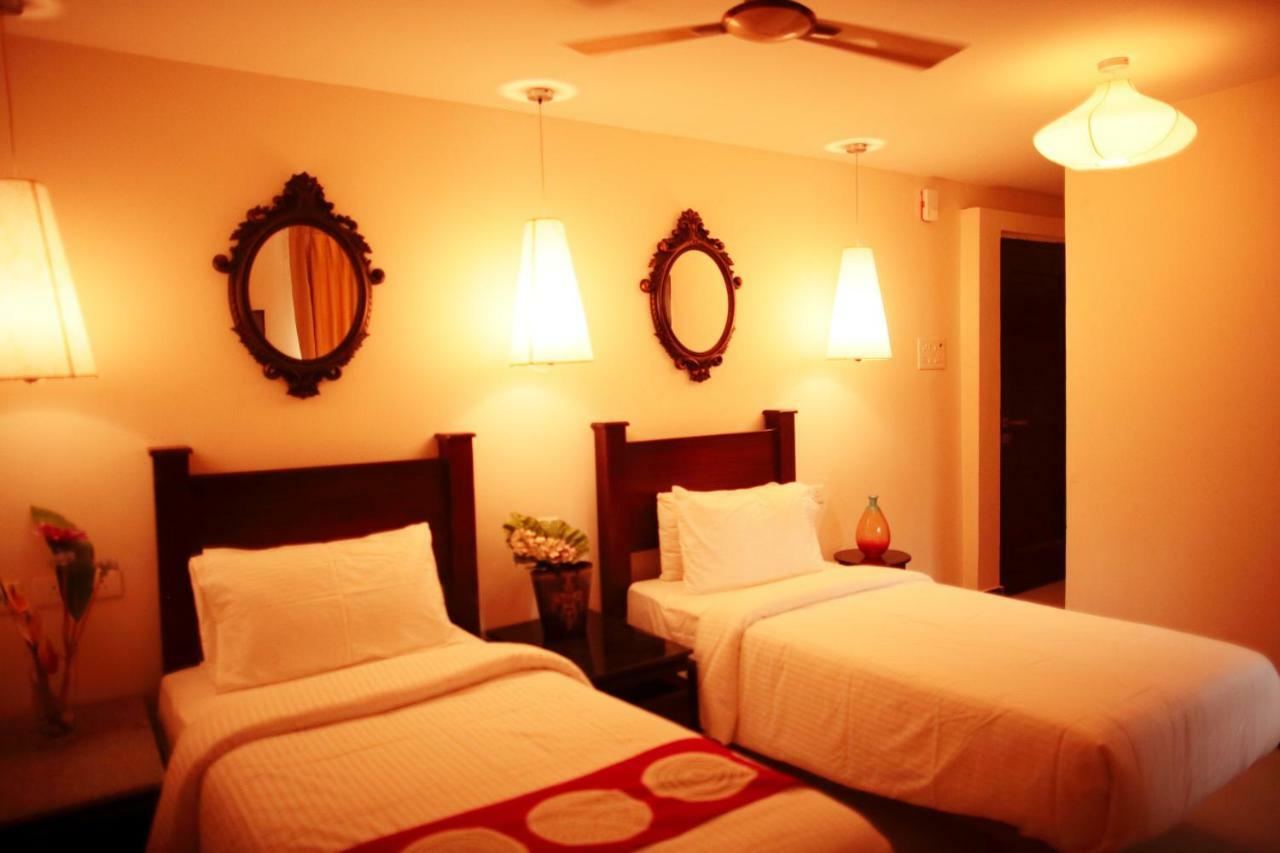 Hotel Highnest Singapperumalkovil 外观 照片