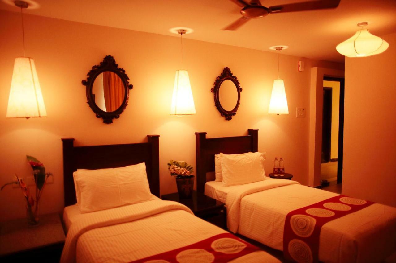 Hotel Highnest Singapperumalkovil 外观 照片