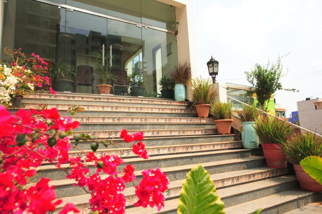 Hotel Highnest Singapperumalkovil 外观 照片