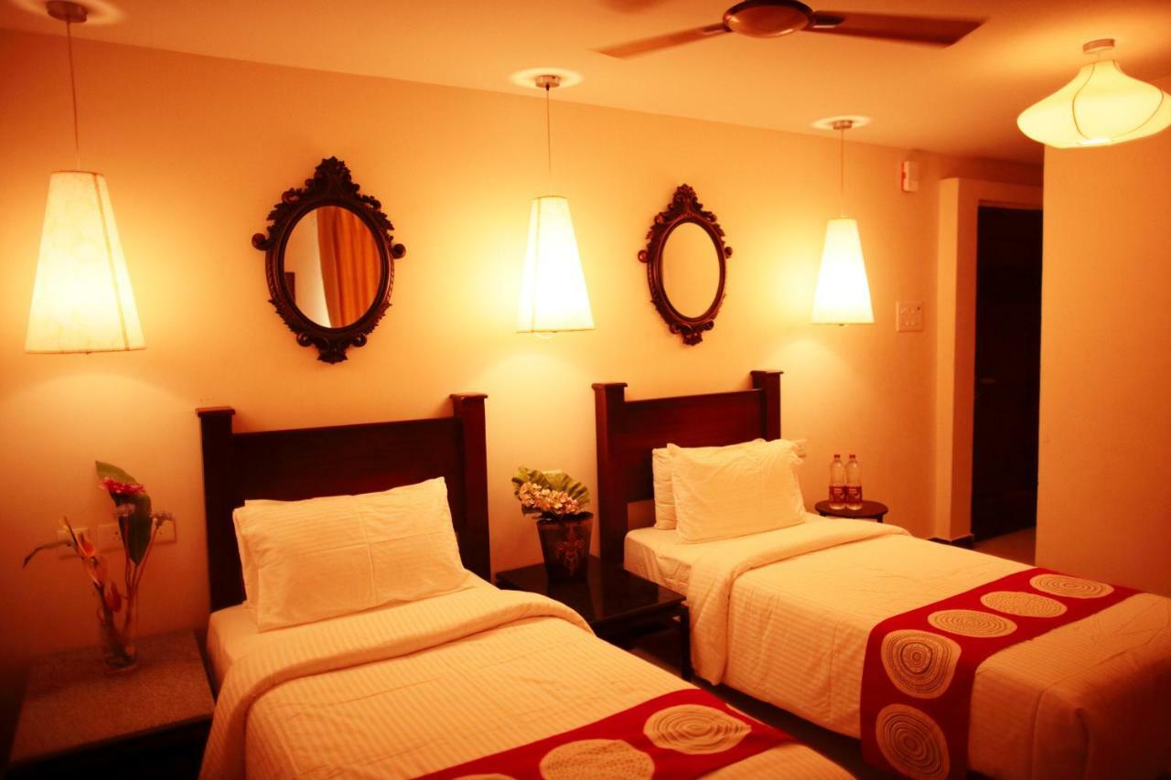 Hotel Highnest Singapperumalkovil 外观 照片