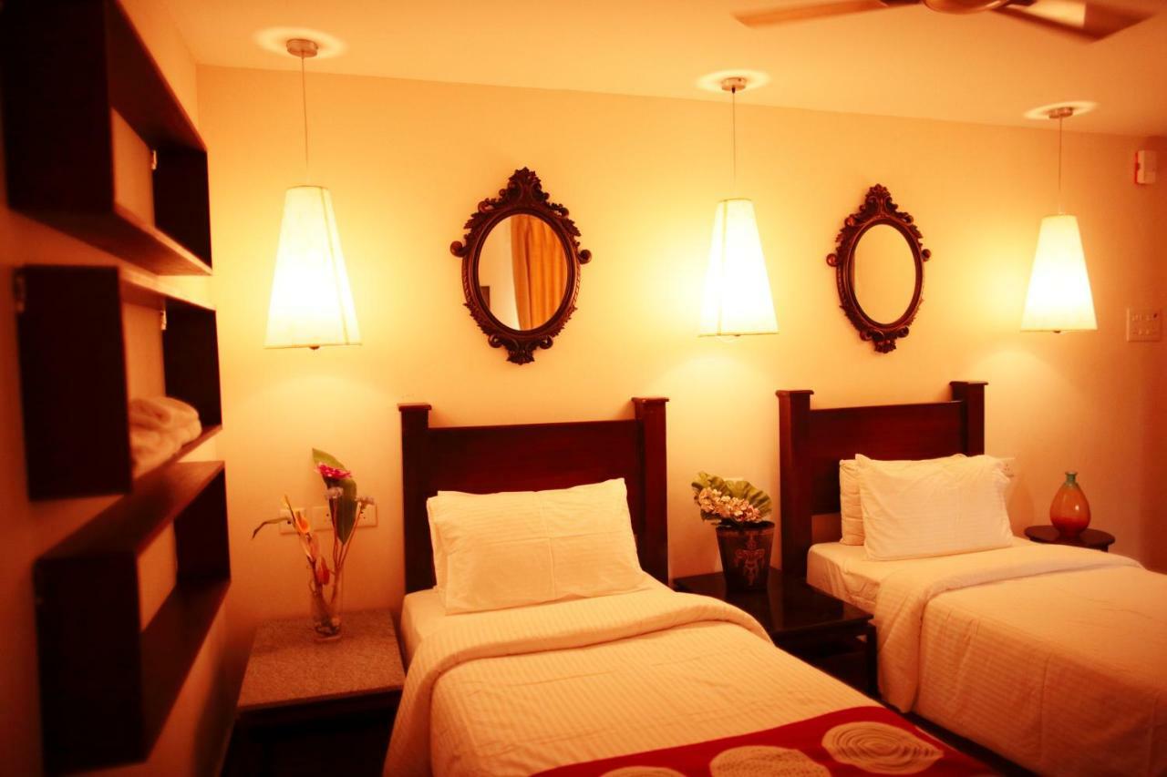 Hotel Highnest Singapperumalkovil 外观 照片