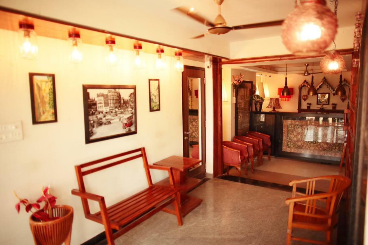 Hotel Highnest Singapperumalkovil 外观 照片